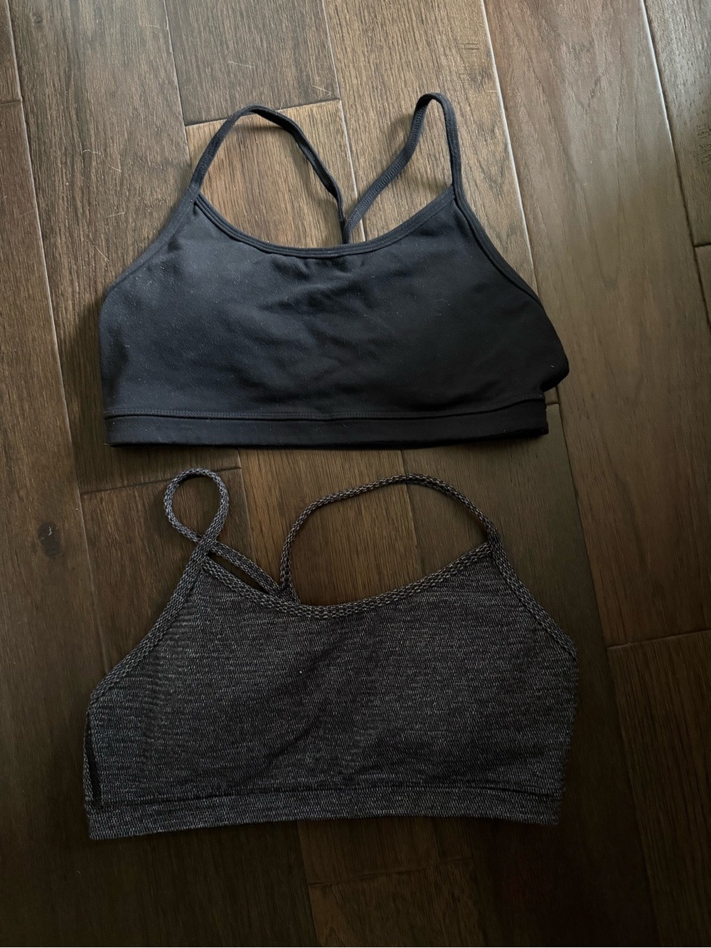 Lululemon bras GUC size 8